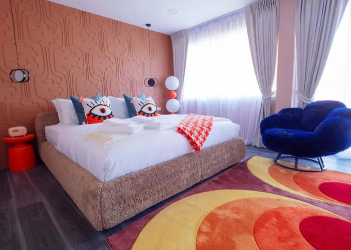 Retrovibes Sathorn Bts Saphan Taksin Iconsiam Asiatique Chao Phraya Max 9 Persons Ferienhaus *