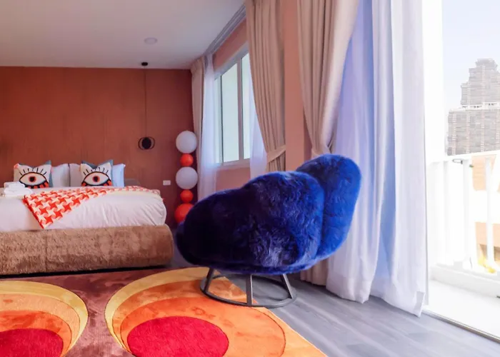 Ferienhaus Retrovibes Sathorn Bts Saphan Taksin Iconsiam Asiatique Chao Phraya Max 9 Persons